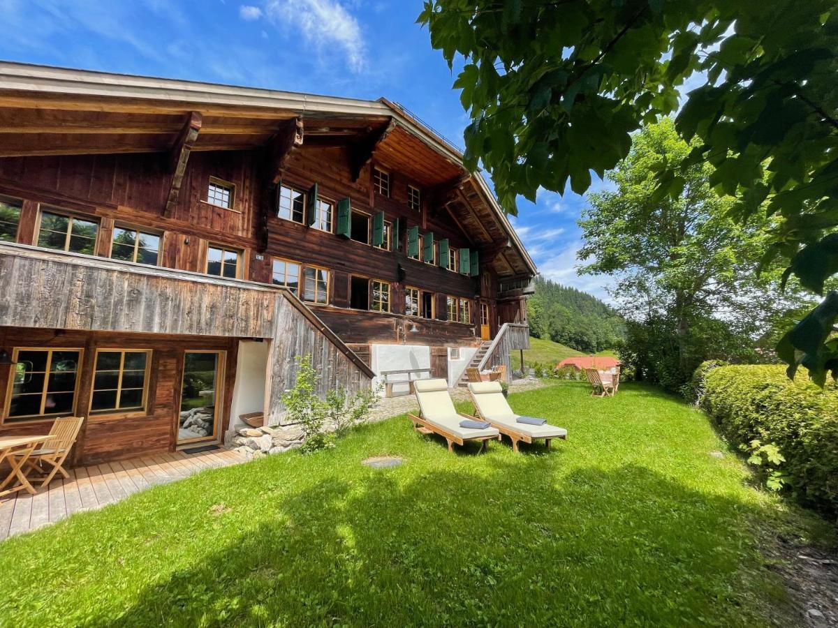 Alpen Charme - Chalet D'Hotes Et Spa Gsteig Exterior photo