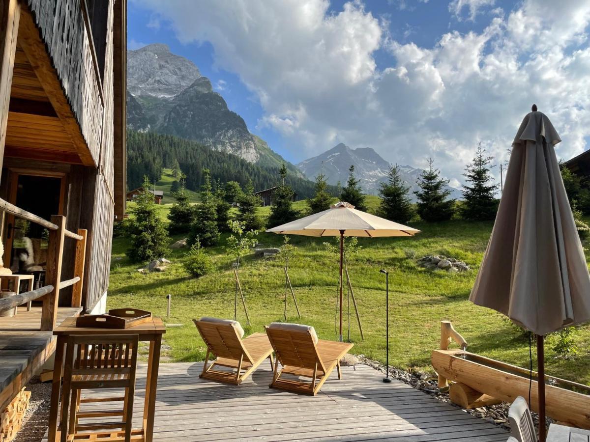 Alpen Charme - Chalet D'Hotes Et Spa Gsteig Exterior photo